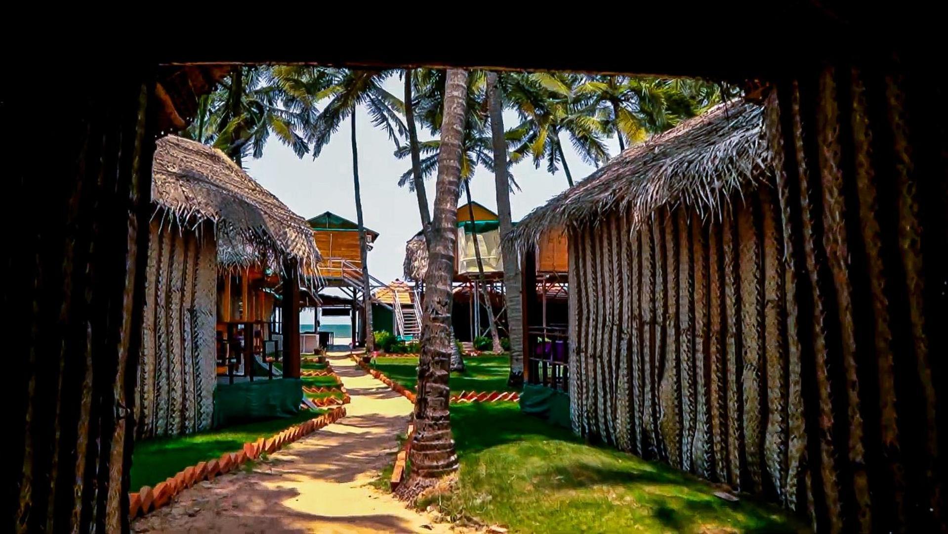 阿贡达 Om Sai Beach Huts酒店 外观 照片