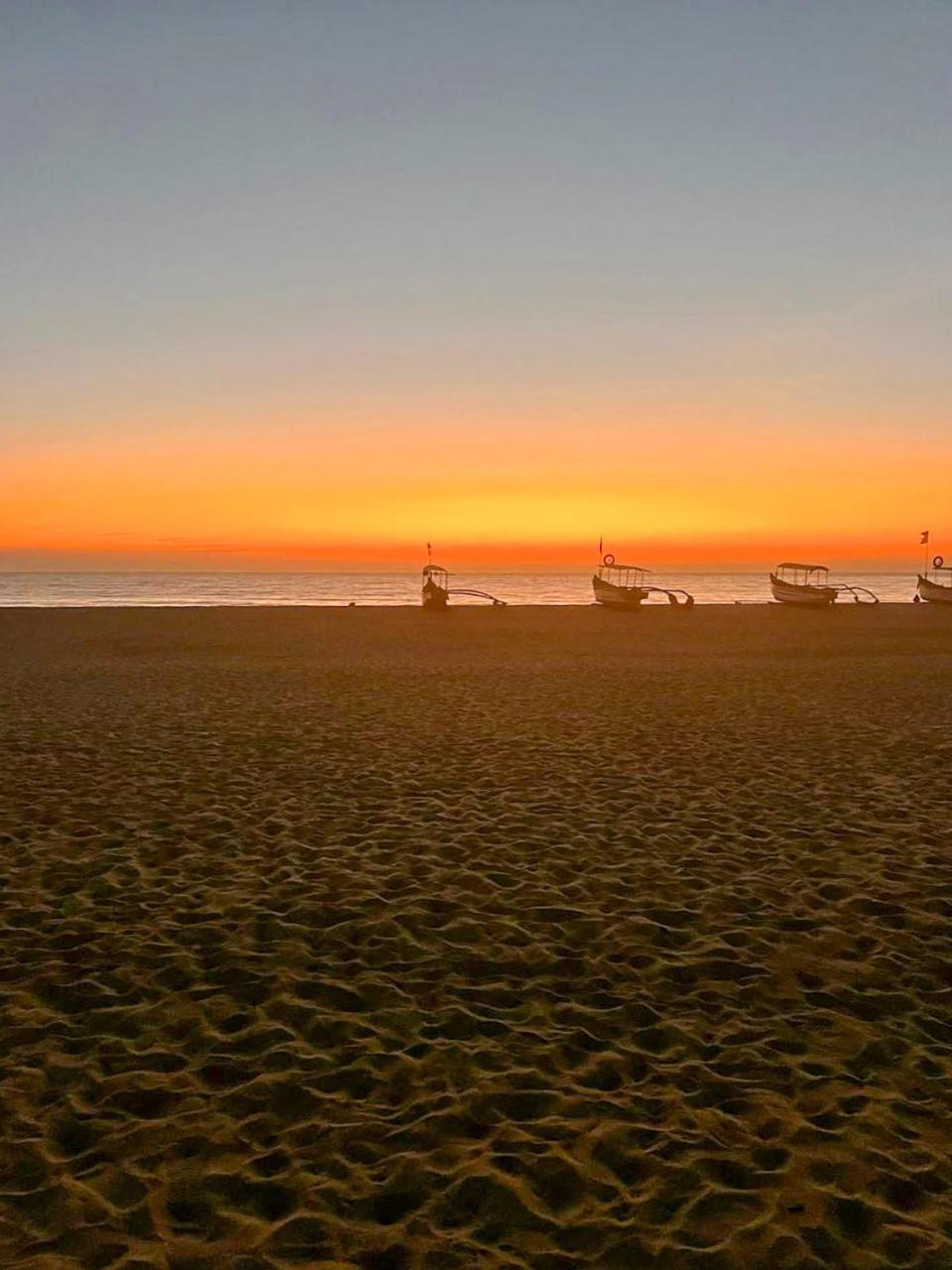 阿贡达 Om Sai Beach Huts酒店 外观 照片